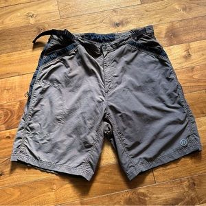 REI Bike Shorts Novara Exposure Double Cycling Padded Bike Shorts Men's Size M